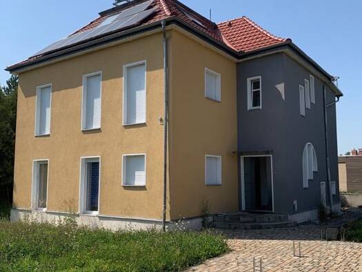 Haus zum Kauf 145.000 € 6 Zimmer 185 m² 560 m² Grundstück frei ab sofort Hirschfelde Zittau 02788