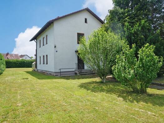 Einfamilienhaus zum Kauf 375.000 € 6 Zimmer 129 m² 924 m² Grundstück Emmerting 84547