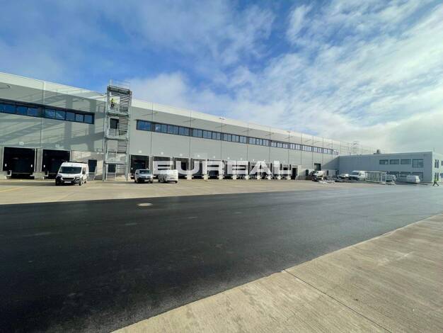 Logistikzentrum zur Miete provisionsfrei 57.500 m² Lagerfläche teilbar ab 10.000 m² Dorstfeld Innenstadt-West 44149