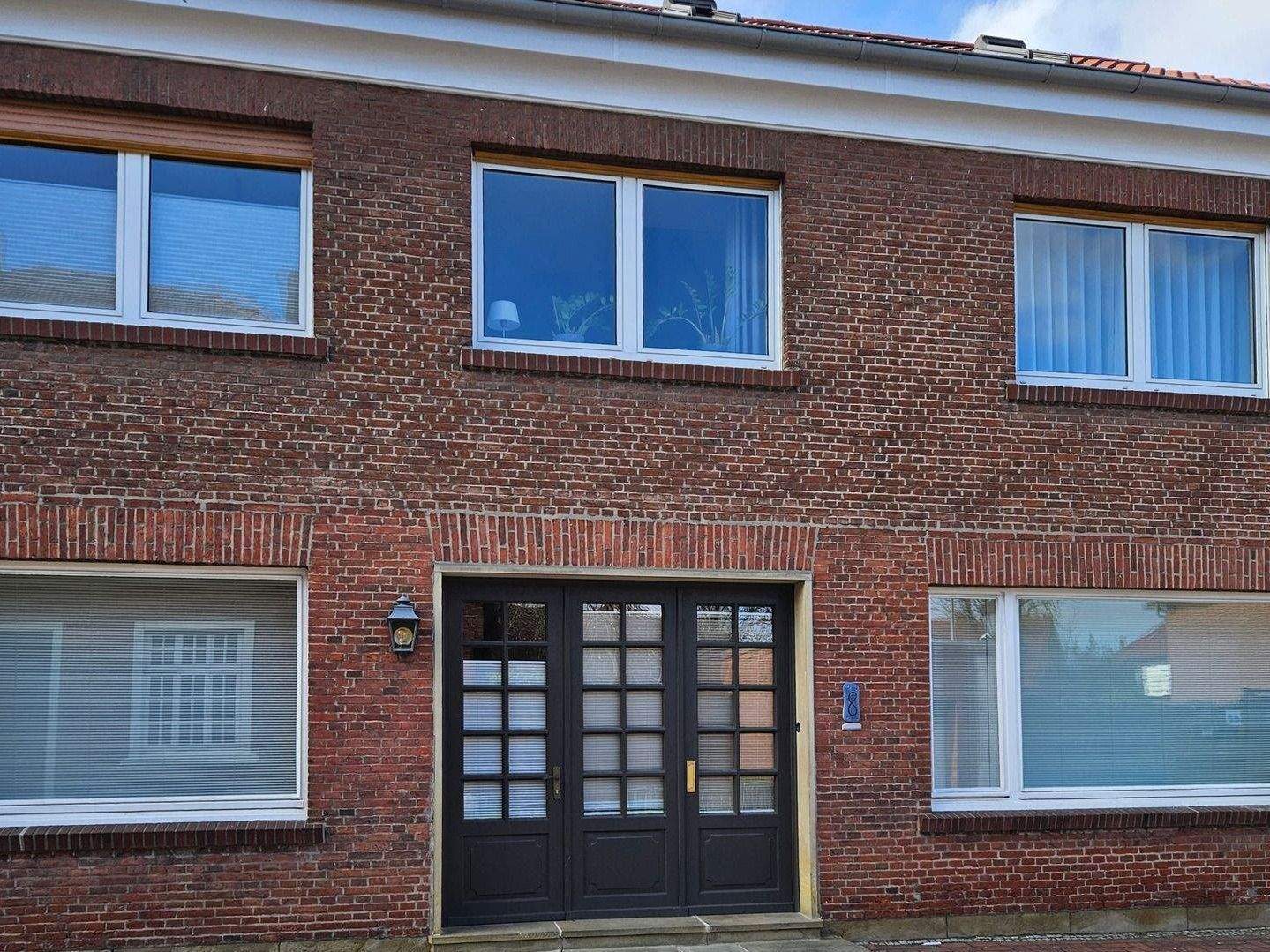 Immobilie in Löningen - Großzügiges Wohnhaus mit ehemaligem Schlachthaus auf 1.438 m² großem Grundstück mit Potenzial im Zentrum! - Bild 0