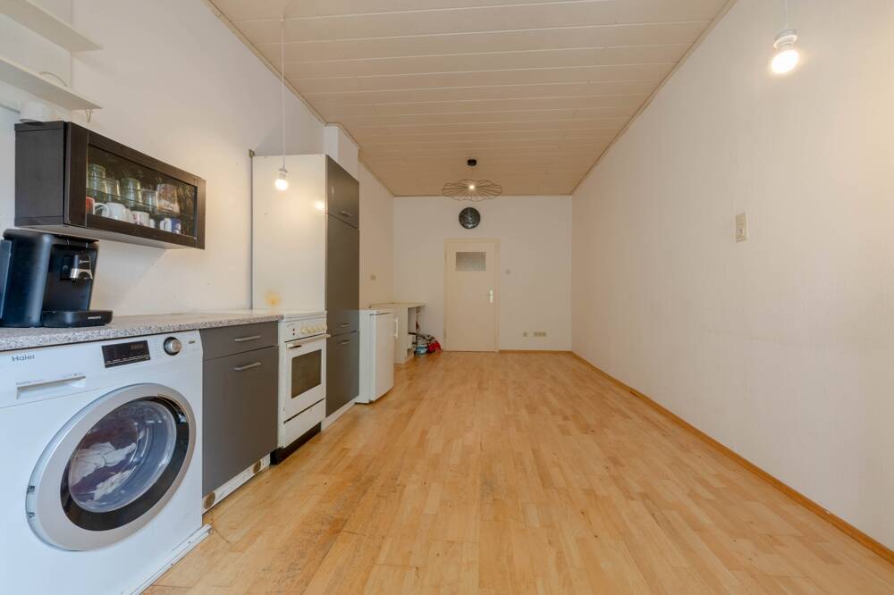 Property thumbnail 11