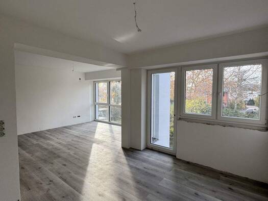 Wohnung zur Miete 1.250 € 3 Zimmer 88 m² 1. Geschoss frei ab sofort Am Herrenbrünnchen Heiligkreuz Trier 54295