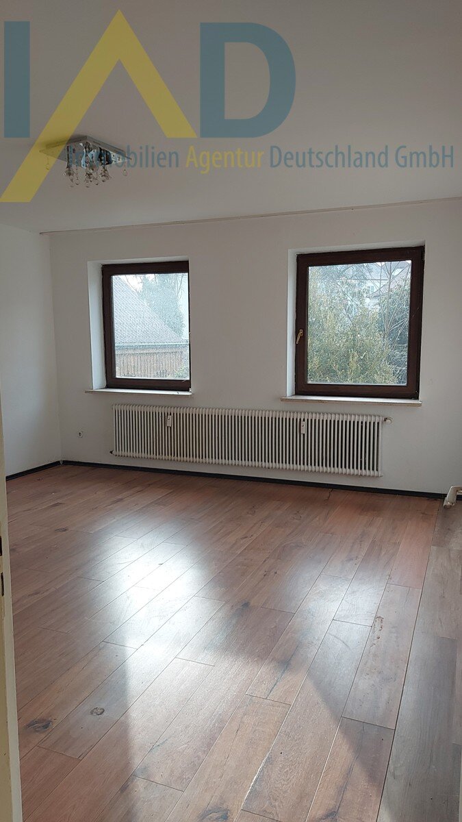 Mehrfamilienhaus zum Kauf 468.000 € 4 Zimmer 144 m²<br/>Wohnfläche 381 m²<br/>Grundstück Nikola Landshut 84034