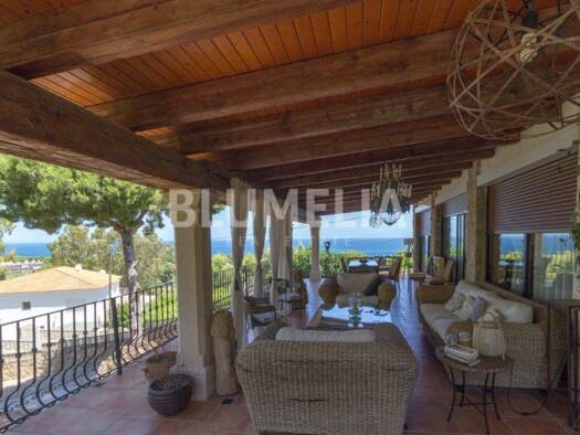Haus zum Kauf 1.350.000 € 220 m² 2.007 m² Grundstück Dénia 03700