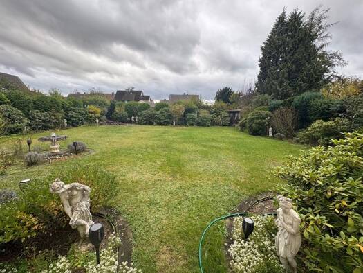 Einfamilienhaus zum Kauf 399.000 € 7 Zimmer 168 m² 1.007 m² Grundstück Burgdorf 31303