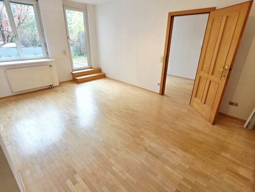 Büro zur Miete 14,23 € 4 Zimmer Ziegelofengasse Wien 1050