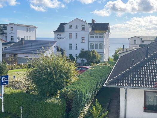 Wohnung zur Miete 1.128 € 3,5 Zimmer 94 m² Sassnitz 18546