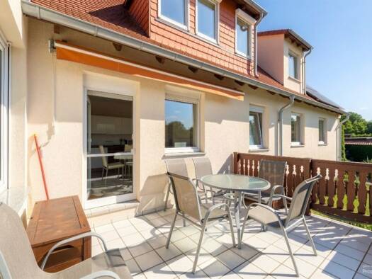Doppelhaushälfte zum Kauf 250.000 € 6 Zimmer 153 m² 687 m² Grundstück Göhlis Riesa 01589