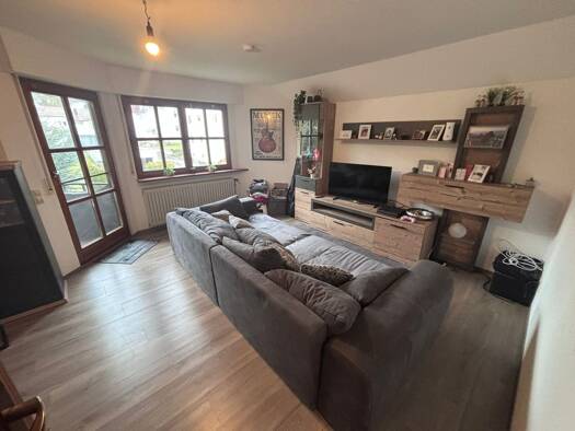 Wohnung zur Miete 800 € 3,5 Zimmer 85 m² Geschoss 1/1 frei ab 01.06.2026 Mengen 88512