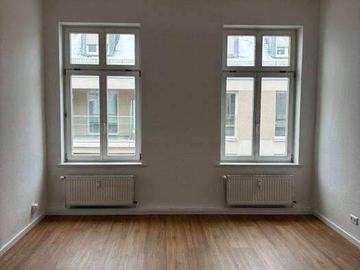 Wohnung zur Miete 545 € 2 Zimmer 72,2 m² 3. Geschoss Wolfgang-Heinze-Straße 45 Connewitz Leipzig 04277