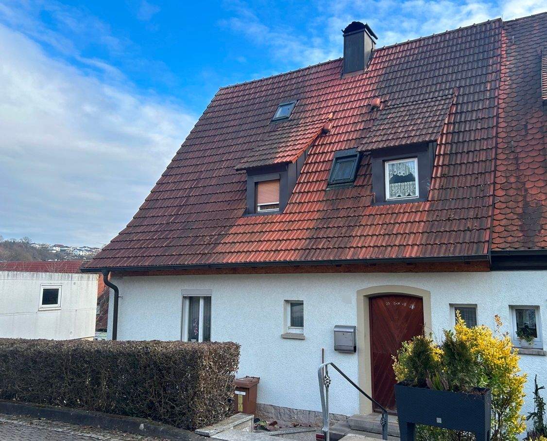 Immobilie in Eltmann - Gemütliche Doppelhaushälfte in Siedlungslage – mit schönem Grundstück! - Bild 1