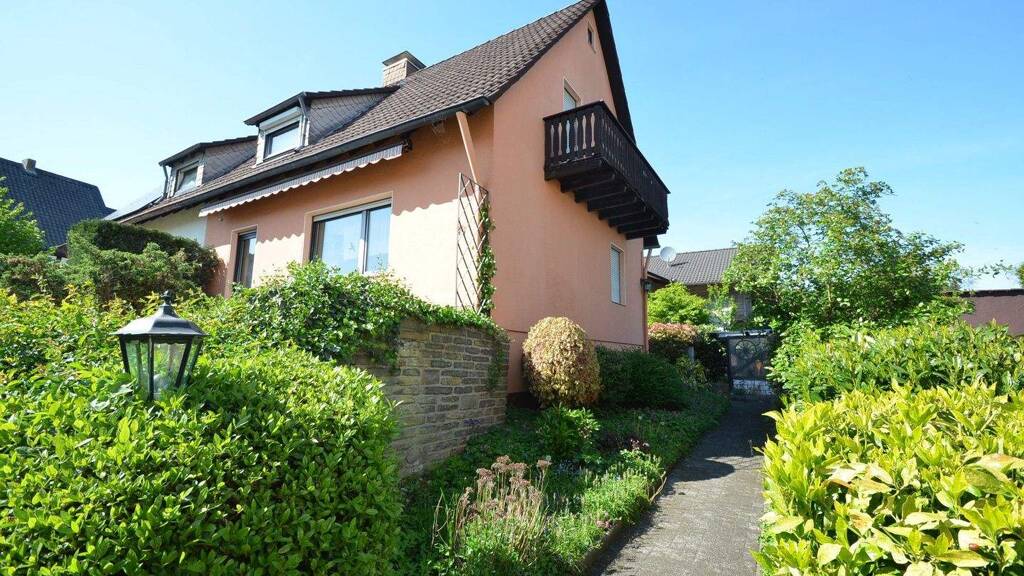 Doppelhaushälfte zum Kauf 289.000 € 4,5 Zimmer 95 m² 359 m² Grundstück Siegburg 53721