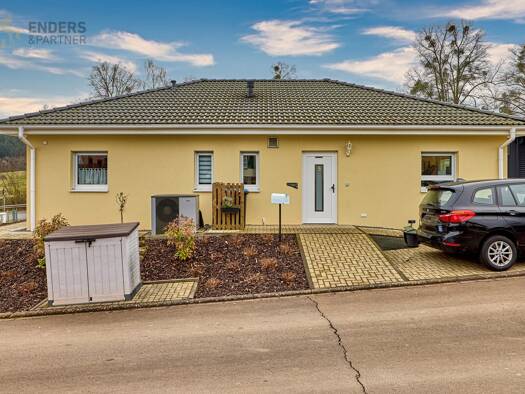 Einfamilienhaus zum Kauf 360.000 € 3 Zimmer 105 m² 558 m² Grundstück frei ab sofort Klausen 54524