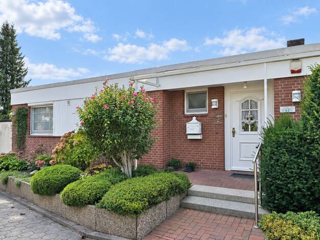 Bungalow zum Kauf 485.000 € 4 Zimmer 129,7 m² 430 m² Grundstück Wedel 22880