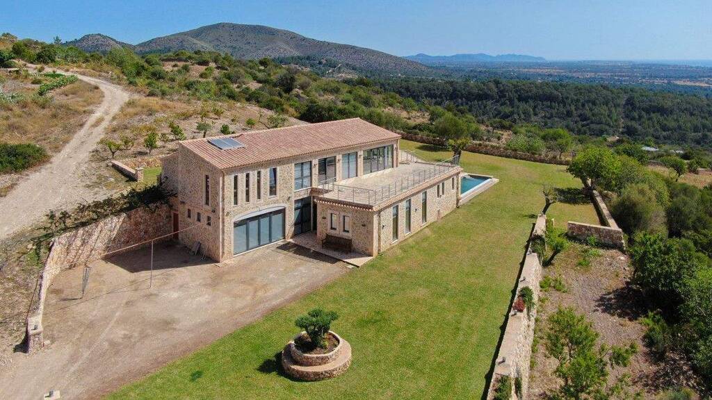 Landhaus zum Kauf provisionsfrei 2.600.000 € 6 Zimmer 250 m² 15.800 m² Grundstück Son Macia 07509