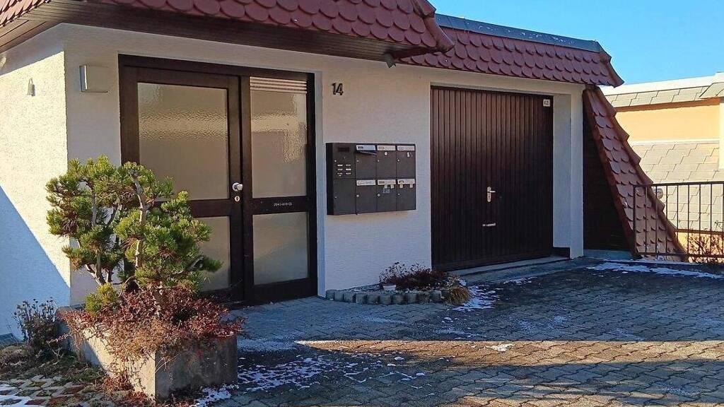 Studio zum Kauf 125.000 € 1 Zimmer 27 m² Bad Urach 72574