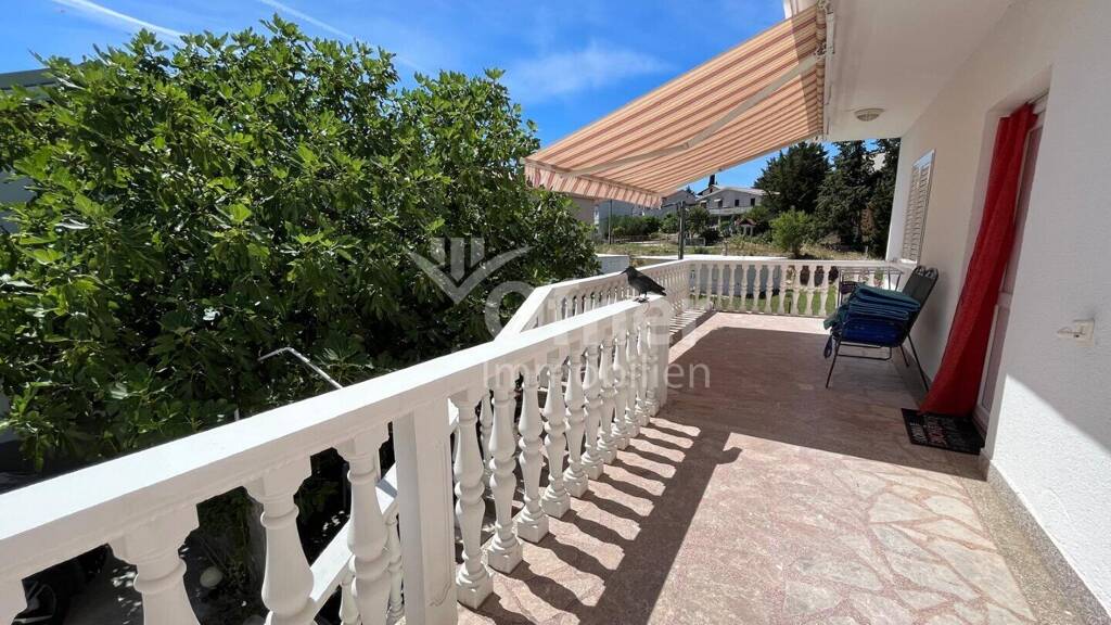 Haus zum Kauf 280.000 € 4 Zimmer 206 m² 348 m² Grundstück Gornji Karin 23452