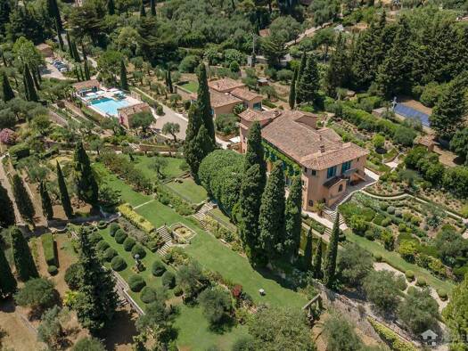 Einfamilienhaus zum Kauf 55.000 m² Grundstück Centre Ville Nord Grasse 06130