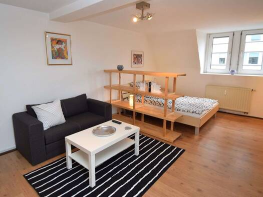 Studio zur Miete 1.050 € 1 Zimmer 38 m² 5. Geschoss frei ab 02.06.2026 Sachsenhausen Frankfurt am Main 60594