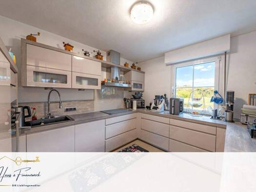 Einfamilienhaus zum Kauf 350.000 € 6 Zimmer 153,8 m² 678 m² Grundstück Meinerzhagen 58540