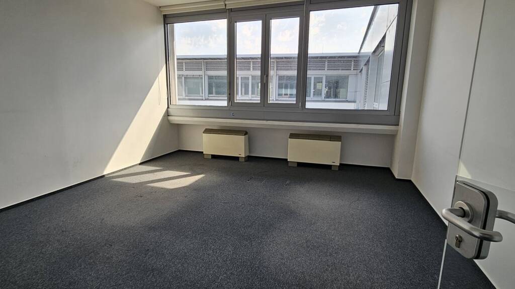 Shared Office zur Miete 10,50 € Schwechat 2320