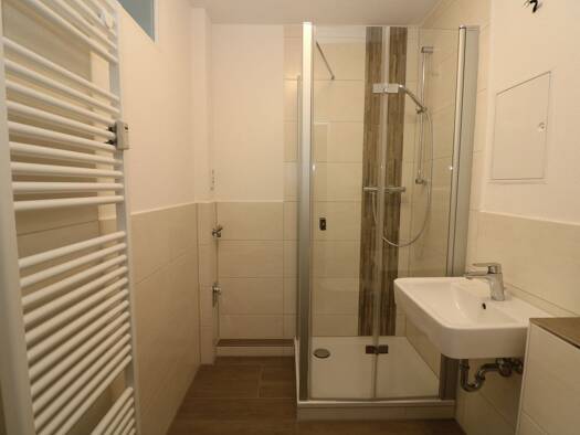 Wohnung zur Miete 379 € 3 Zimmer 55,3 m² 2. Geschoss Friedeburger Straße 36 Freiberg 09599