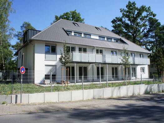 Wohnung zur Miete 750 € 2 Zimmer 53 m² Burgberg Erlangen 91054