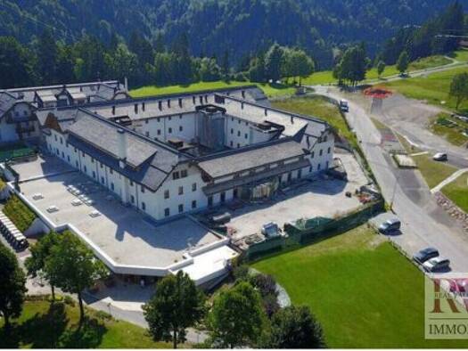 Hotel zum Kauf 9.000.000 € Tarvisio 33018