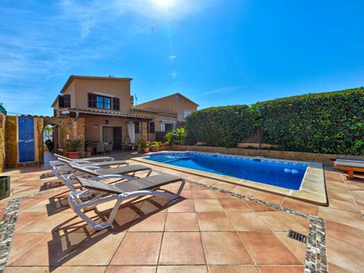 Villa zur Miete provisionsfrei 5.000 € 5 Zimmer 220 m² 364 m² Grundstück Portals Nous 07181