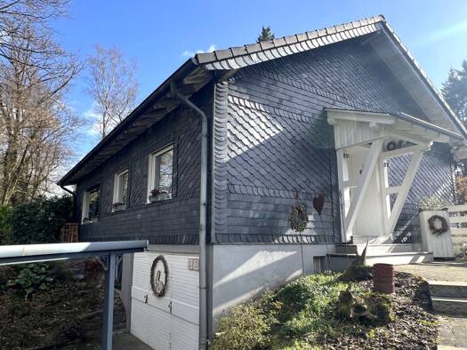 Einfamilienhaus zum Kauf 395.000 € 3 Zimmer 91 m² 1.189 m² Grundstück Berghausen Gummersbach 51647