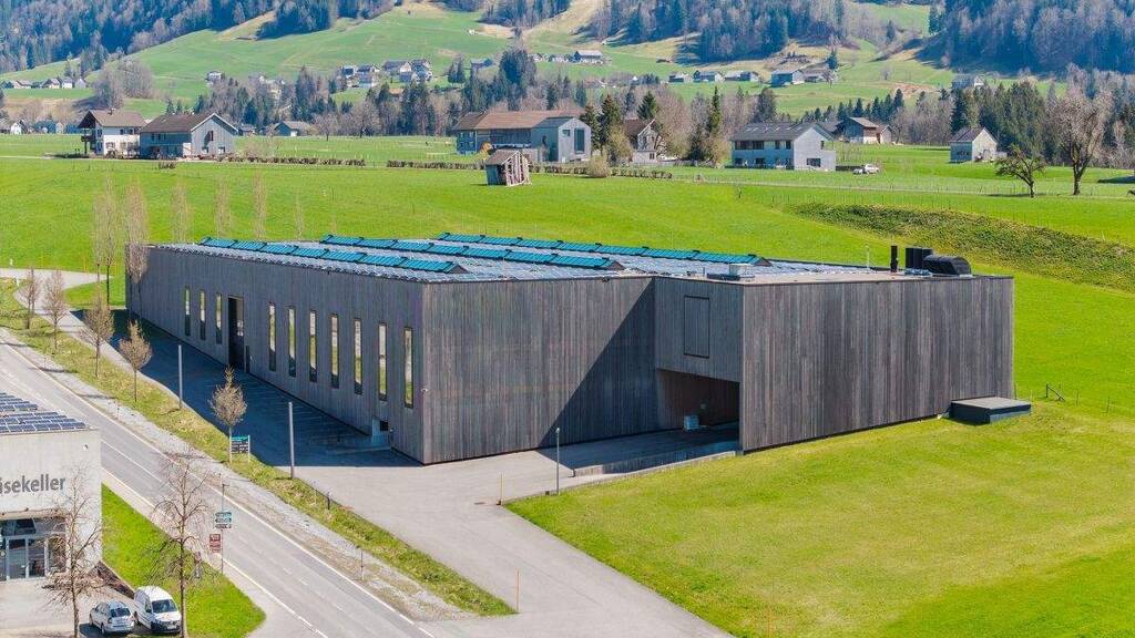 Produktionshalle zur Miete provisionsfrei 5.200 m² Lagerfläche teilbar von 1.000 m² bis 5.200 m² Lässern 469 Lingenau 6951