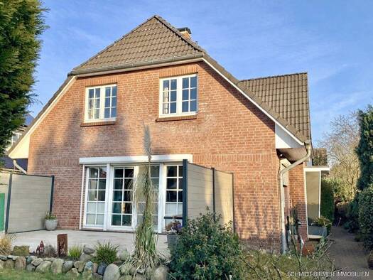 Einfamilienhaus zum Kauf 655.000 € 5,5 Zimmer 136,5 m² 500 m² Grundstück frei ab 01.09.2026 Wedel 22880