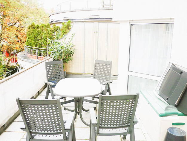 Wohnung zur Miete 999 € 2 Zimmer 76 m² 2. Geschoss frei ab 01.06.2026 Schlüsselfelder Str. 16a Maxfeld Nürnberg 90409