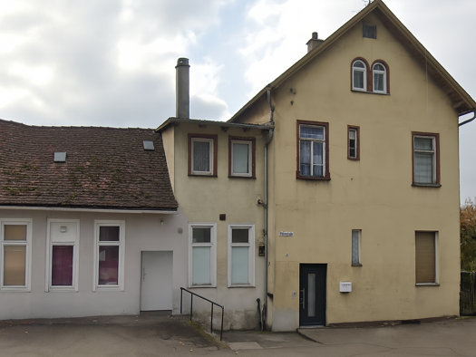 Mehrfamilienhaus zum Kauf provisionsfrei als Kapitalanlage geeignet 240.000 € 10 Zimmer 210 m² 430 m² Grundstück Pfitzerstraße 9 Schwäbisch Gmünd 73527