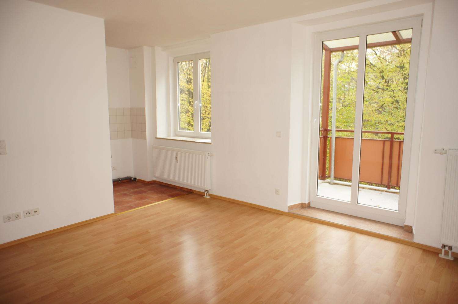 Studio zur Miete 240 € 2 Zimmer 41,7 m²<br/>Wohnfläche 2.<br/>Geschoss 01.02.2025<br/>Verfügbarkeit Beethovenstr. 44 Sonnenberg 213 Chemnitz 09130