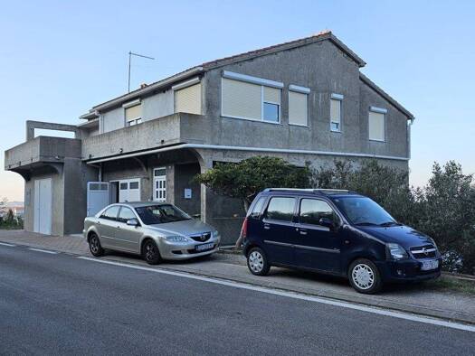 Haus zum Kauf 450.000 € 8 Zimmer 485 m² Kali