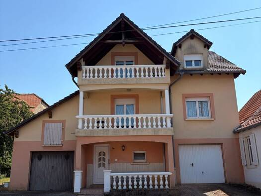 Einfamilienhaus zum Kauf 236.000 € 6 Zimmer 180 m² 1.667 m² Grundstück frei ab 01.11.2026 Puttelange-aux-Lacs 57510