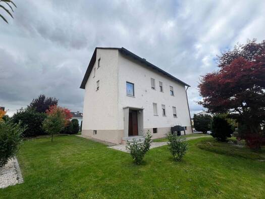 Mehrfamilienhaus zum Kauf 325.000 € 8 Zimmer 196 m² 932 m² Grundstück Gögglbach Schwandorf 92421