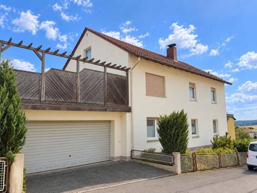 Mehrfamilienhaus zum Kauf 170.000 € 7 Zimmer 240 m² 1.319 m² Grundstück Hilmes Schenklengsfeld 36277