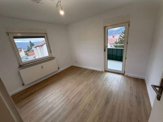 Wohnung zur Miete 789 € 3 Zimmer 71,6 m² 3. Geschoss frei ab sofort Odenwaldstraße 9 Bestenheid Wertheim 97877