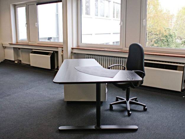 Bürofläche zur Miete provisionsfrei 400 € 32 m² Bürofläche Von Hünefeld Straße Ossendorf Köln 50829