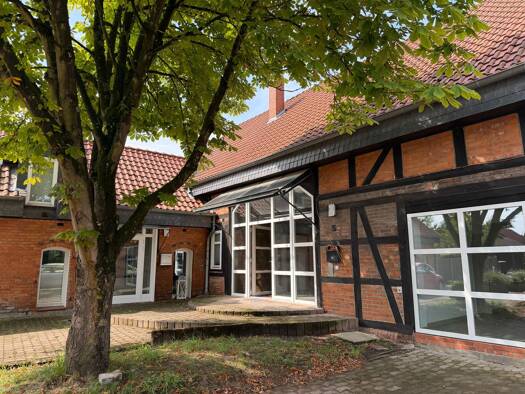 Wohnung zur Miete 1.500 € 4 Zimmer 224 m² Dedenhausen Uetze 31311