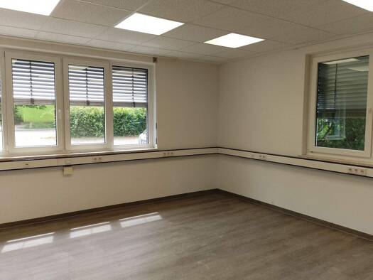 Bürofläche zur Miete 1.400 € 4 Zimmer 104 m² Bürofläche Laufamholz Nürnberg 90482