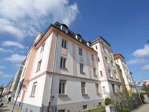 Wohnung zur Miete 1.100 € 4 Zimmer 114 m² 3. Geschoss frei ab 01.06.2026 Ostenviertel Regensburg 93047