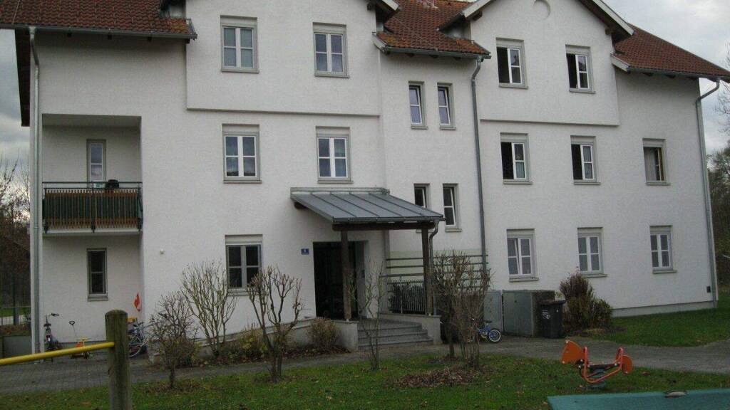 Wohnung zur Miete 522 € 4 Zimmer frei ab 01.04.2026 Schulterbergstraße 4 Pram 4742