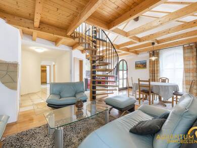 Mehrfamilienhaus zum Kauf 13 Zimmer 401,5 m² 931 m² Grundstück Wörth Wörth an der Donau 93086