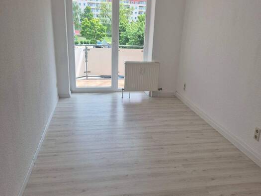 Wohnung zur Miete 460 € 3 Zimmer 71,4 m² 2. Geschoss frei ab sofort Virchowstraße 2 Glauchau 08371