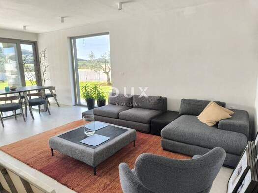 Haus zur Miete 2.700 € 4 Zimmer 200 m² Banjole