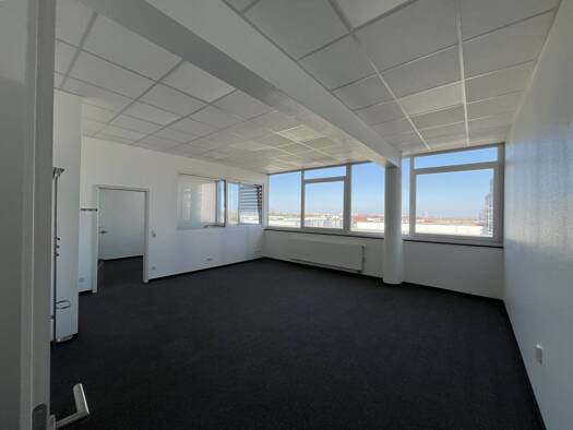 Bürofläche zur Miete 790 € 2 Zimmer 56 m² Bürofläche Holsterhausen Essen 45145