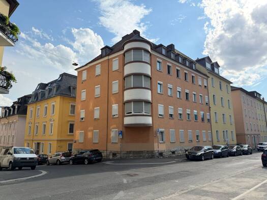 Mehrfamilienhaus zum Kauf provisionsfrei als Kapitalanlage geeignet 1.000.000 € 27 Zimmer 710 m² 265 m² Grundstück Brücknerstraße 27 Grombühl Würzburg 97080